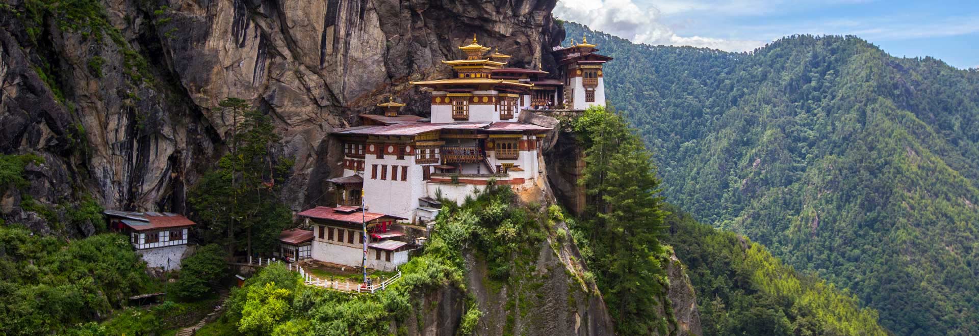 Asia Bhutan Nepal Heart Himalaya Eagles Nest MH