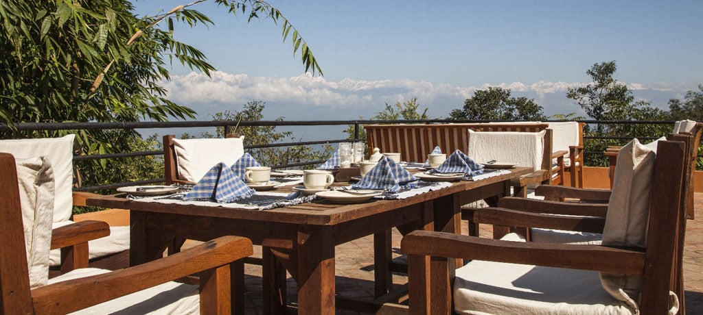 terrace-dining