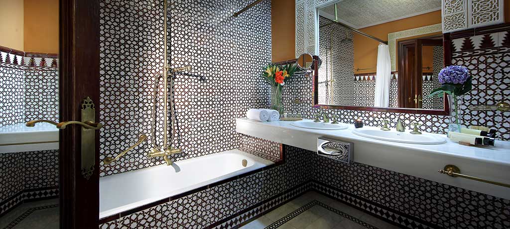 europe spain hotel alhambra palace junior suite bathroom