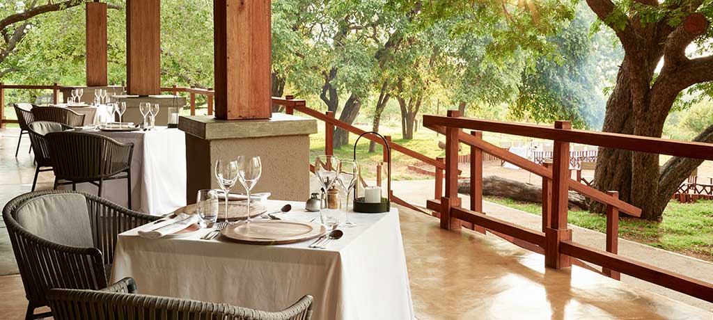 africa botswana sanctuary chobe chilwero dining