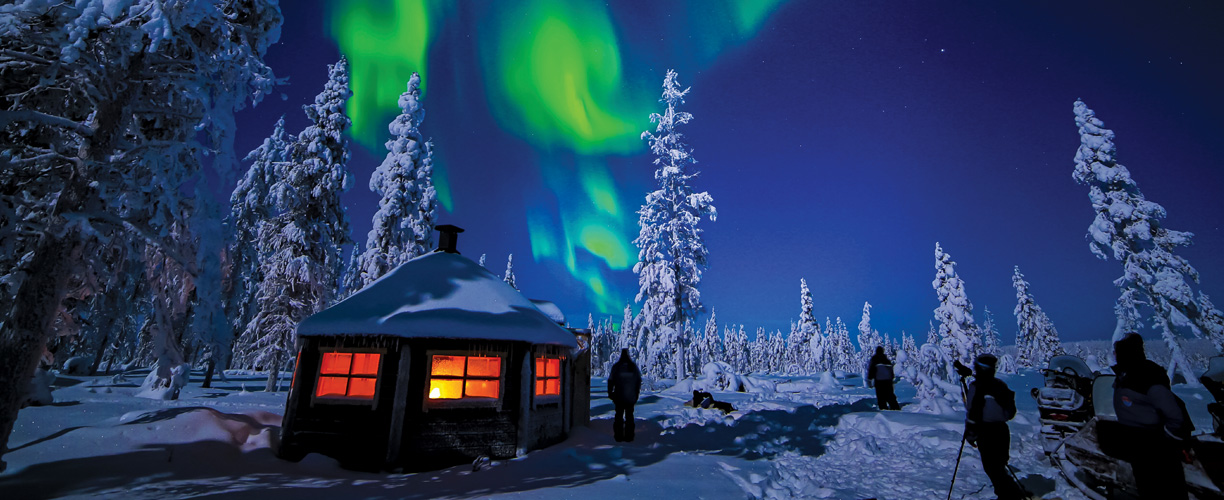 Europe-Lapland-Finland-Saariselka-Northern-Lights-mh