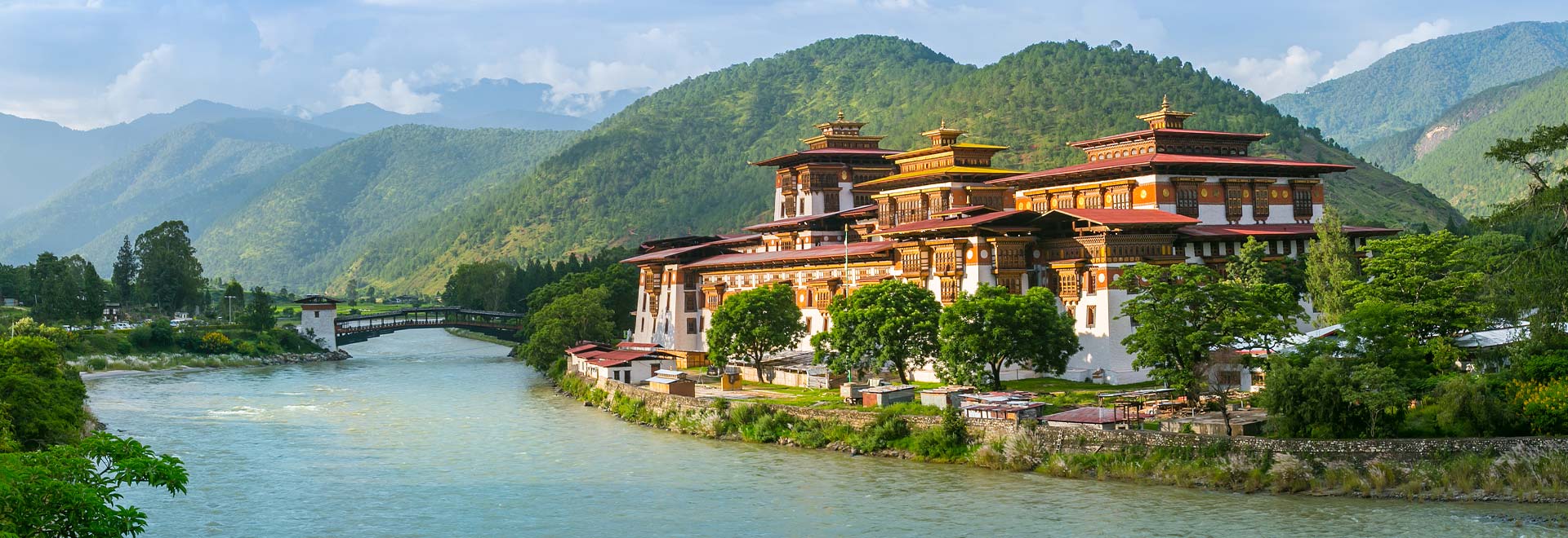 Asia TM Bhutan Wellness Journey Punakha Dzong MH